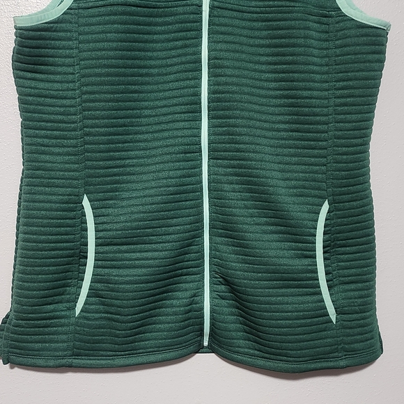 L.L. BEAN Women's Air Light Green Full Zip Vest Size Medium Reg Outdoor Hiking - Picture 6 of 12